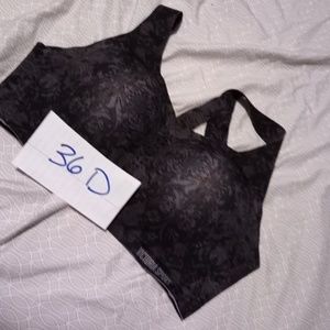 VS bra's